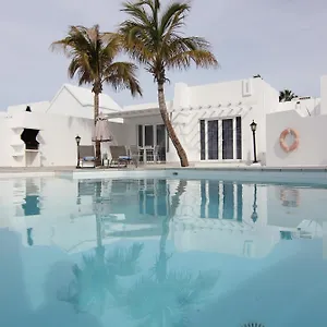 villa-blue-sea.in-canary-islands.com/