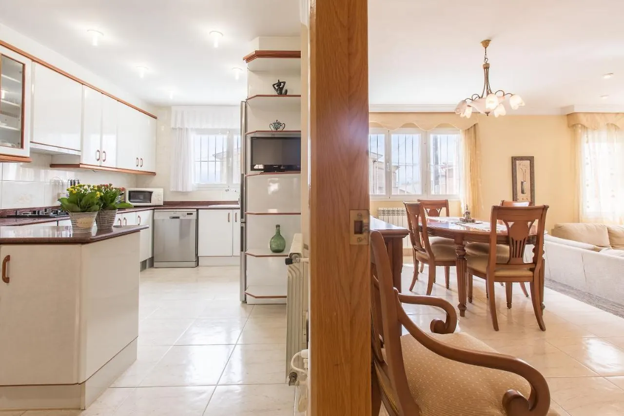 Aldecarles Villa L'Aldea Holiday home