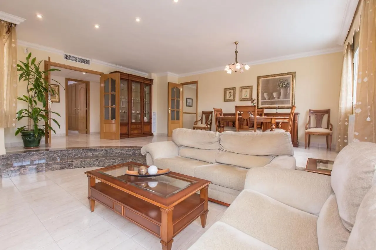 Holiday home Aldecarles Villa L'Aldea